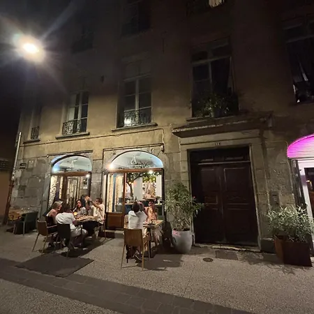 Appartement Rue Chenoise Hyper Centre