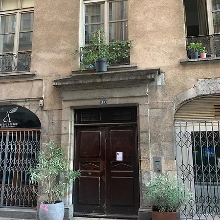 Rue Chenoise Hyper Centre * Grenoble