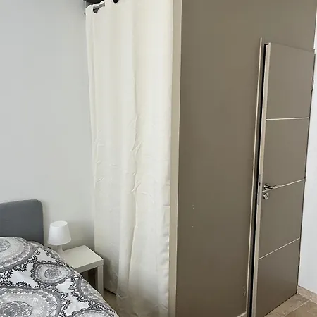 Appartement Rue Chenoise Hyper Centre